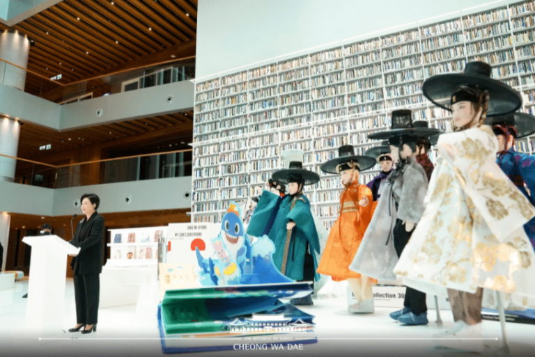 First lady of Korea bring the BTS figures dressed in Hanbok to Dubai