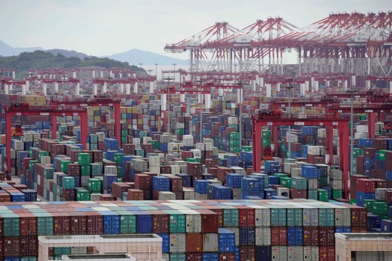 China posted a record trade surplus in December and in 2021