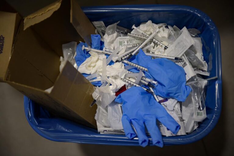 Overuse of masks: WHO cites glut of waste from COVID response