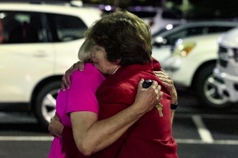Alabama church shooting kills 2, wounds 1