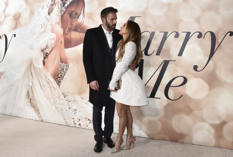 Jennifer Lopez and Ben Affleck were wed in Las Vegas drive-through chapel